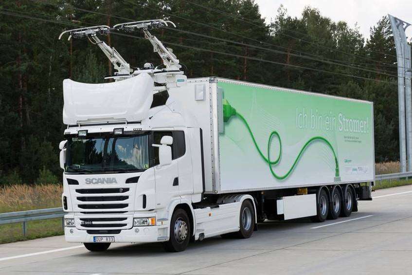 Szanse dla ciężarówek linii napowietrznej w Alpach