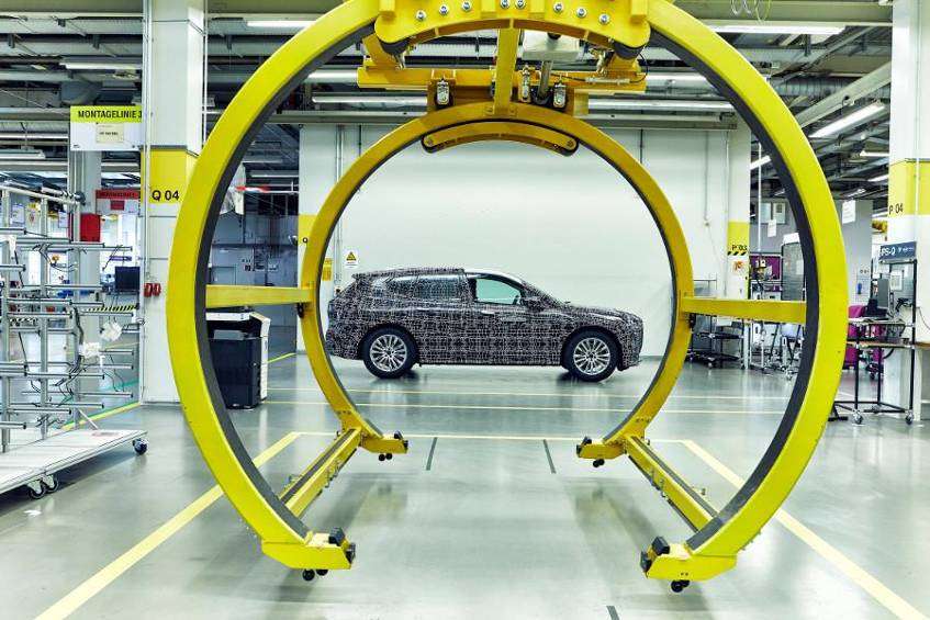 BMW iNEXT: produkcja prototypu w zakładzie pilotażowym