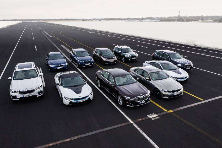 BMW uważa się za lidera rynku samochodów elektrycznych